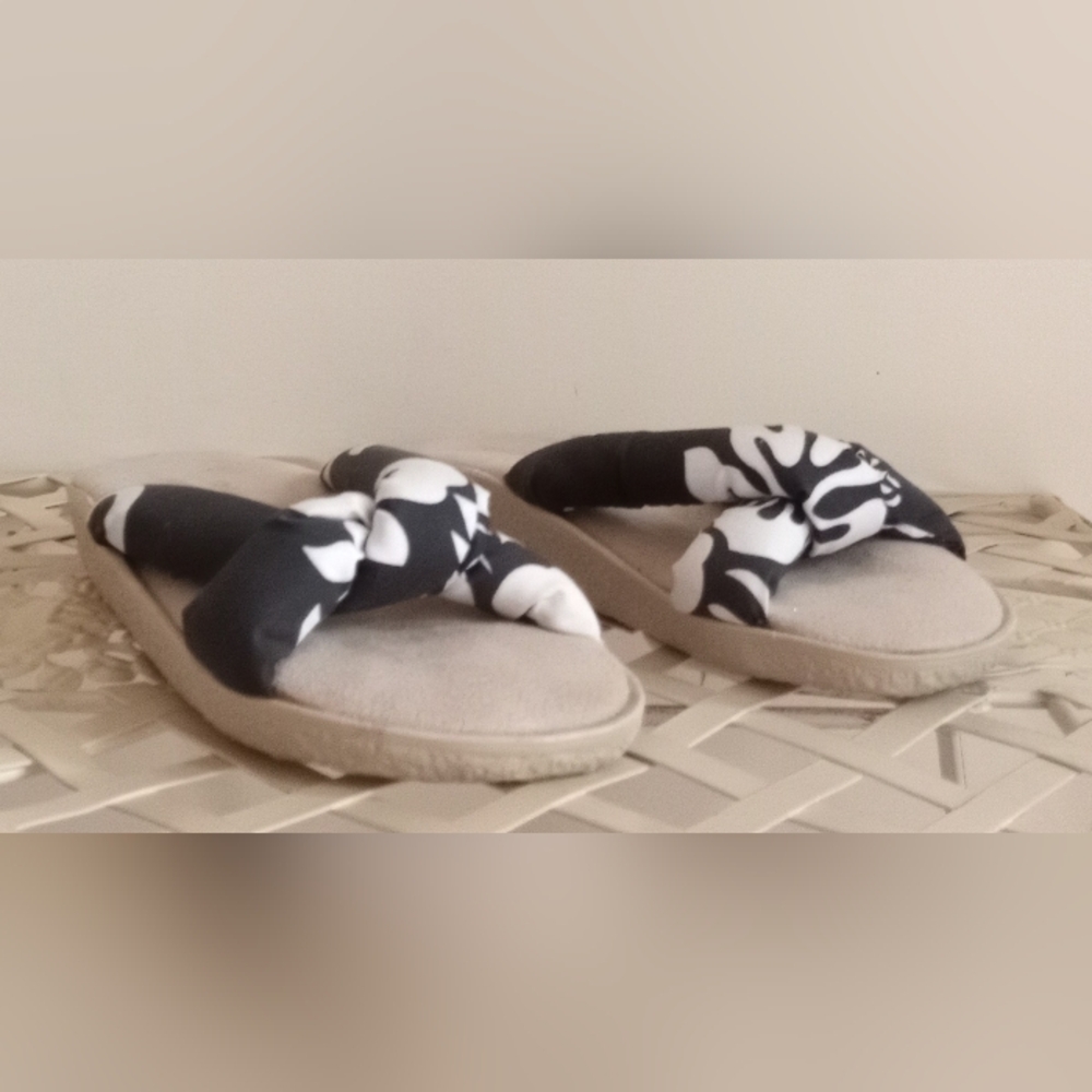 Sandal Tree